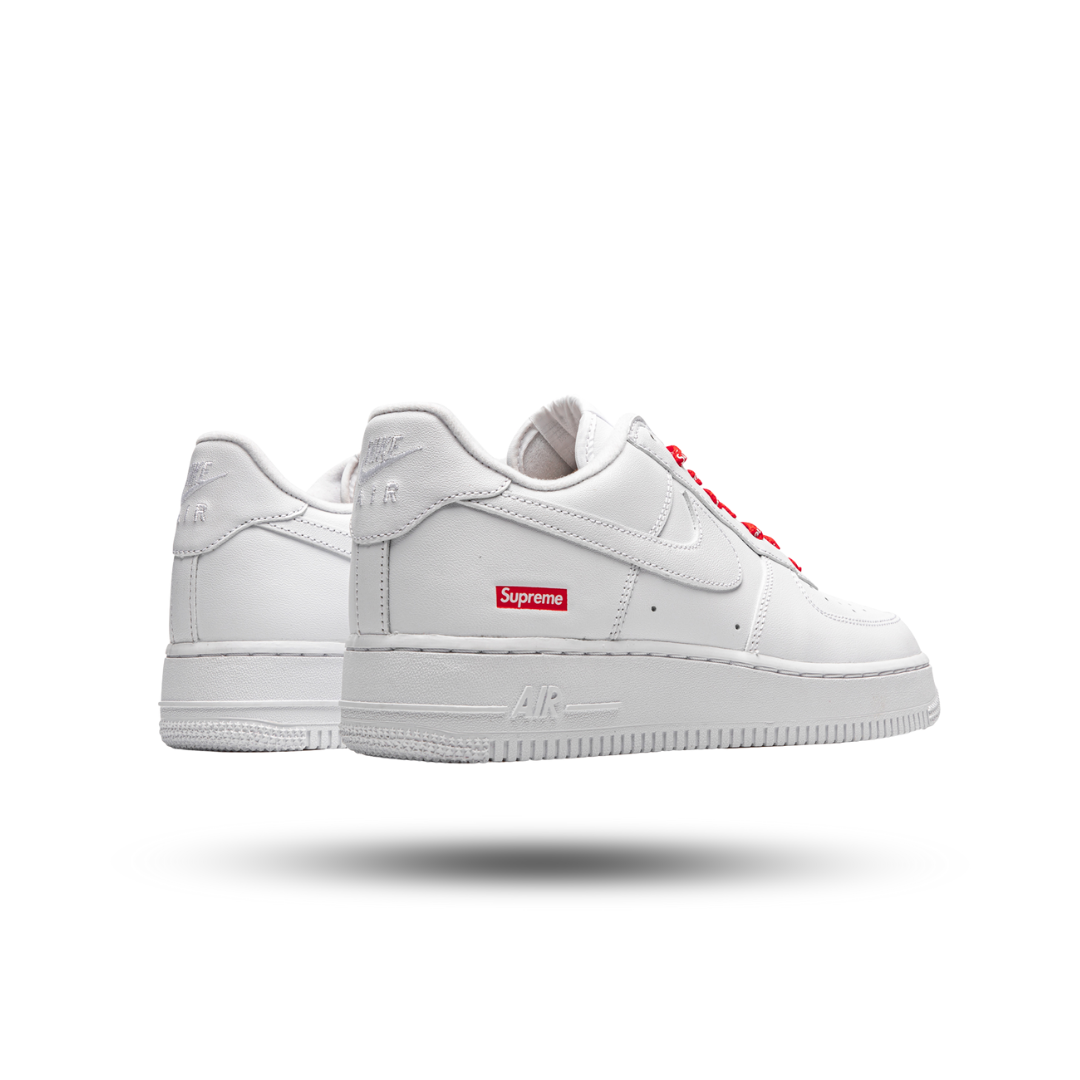 Nike Air Force 1 Low Supreme White